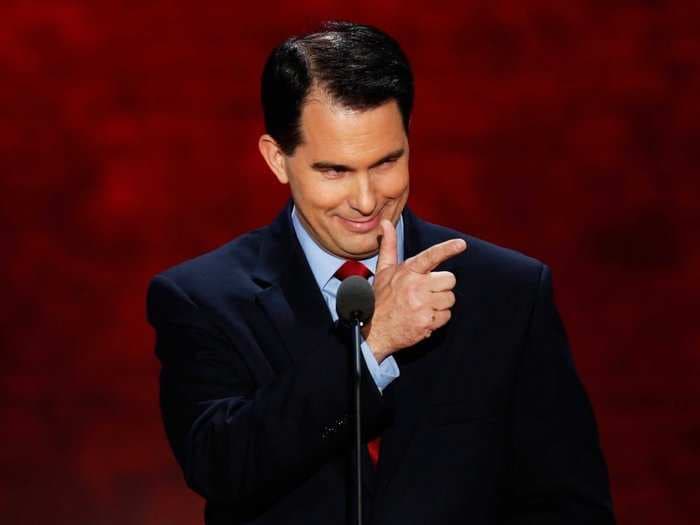 Scott Walker: If I can handle 100,000 protesters, I can defeat ISIS