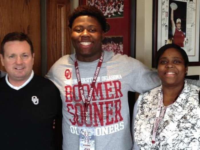 Top high school football recruit de-commits from Oklahoma after racist frat video