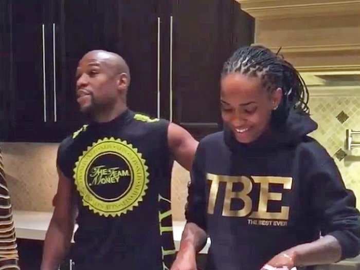 Floyd Mayweather hired a '$1,000-a-plate' chef to keep him on a diet before the Pacquiao fight - here's what he's eating