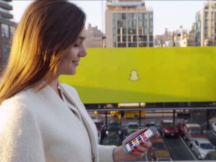 Snapchat finally lets you zoom in while shooting video