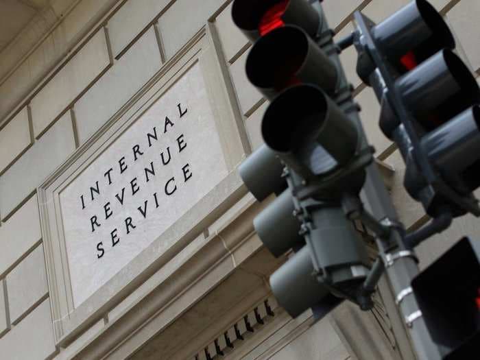 IRS: Hackers stole sensitive tax information from 100,000 Americans