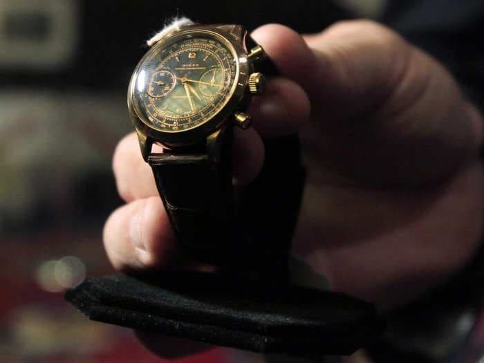 Here's what you need to know before buying a vintage watch 