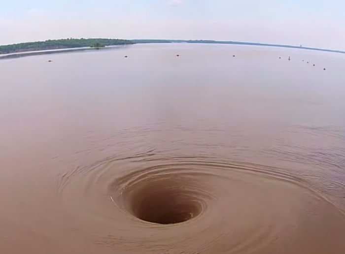 There's a giant hole that's draining a lake like it's a bathtub