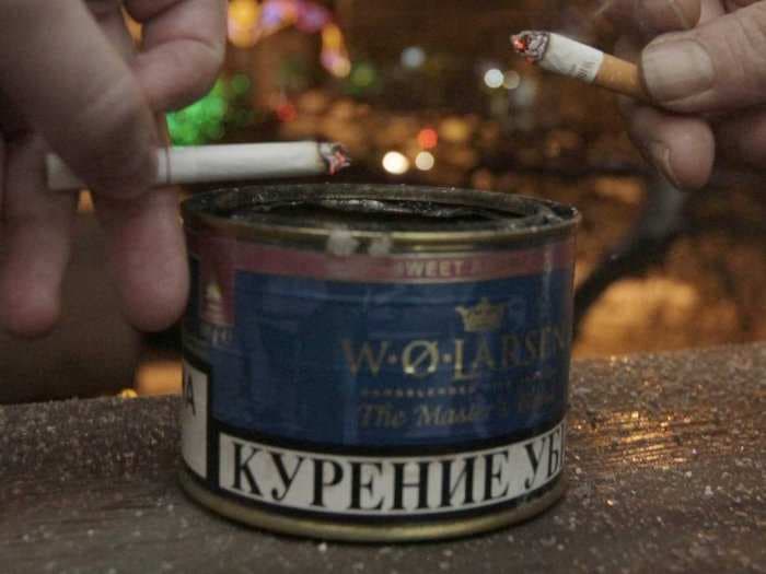Russia's recession is so bad it's changing people's smoking habits
