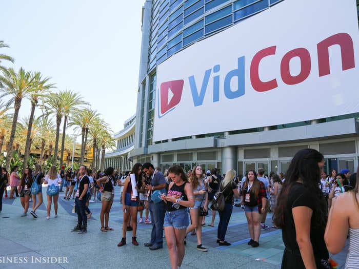 Here's what it's like to attend YouTube's VidCon - a digital-themed paradise for 20,000 teenagers