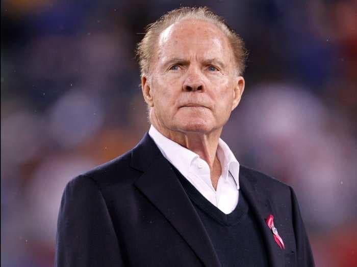 NFL Hall-of-Famer Frank Gifford dies