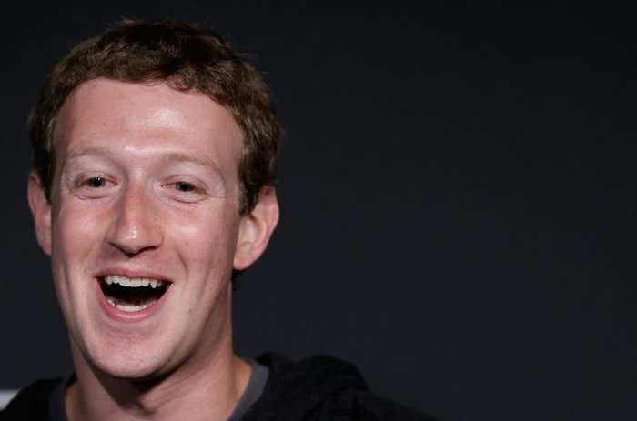 Read this hilariously bizarre alternate history of Facebook right now