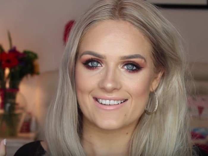 This beauty vlogger just revealed to her 80,000 followers that she's partially paralyzed
