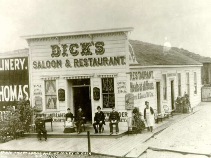 Two coders used old photographs to make a Google Street View map of San Francisco in the 1800s - and it's mesmerizing