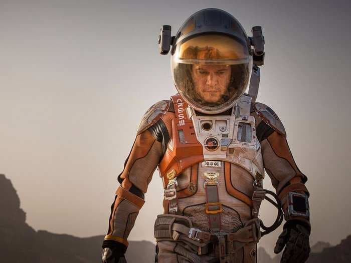 Here's what being stranded on Mars like Matt Damon in 'The Martian' would do to your mind