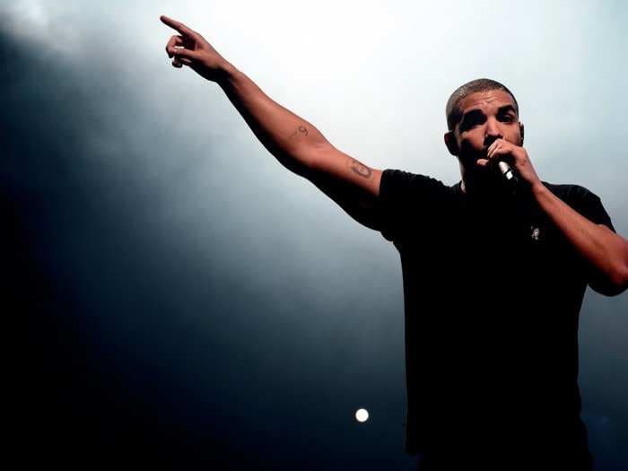 Drake just did something only 4 artists have done in history