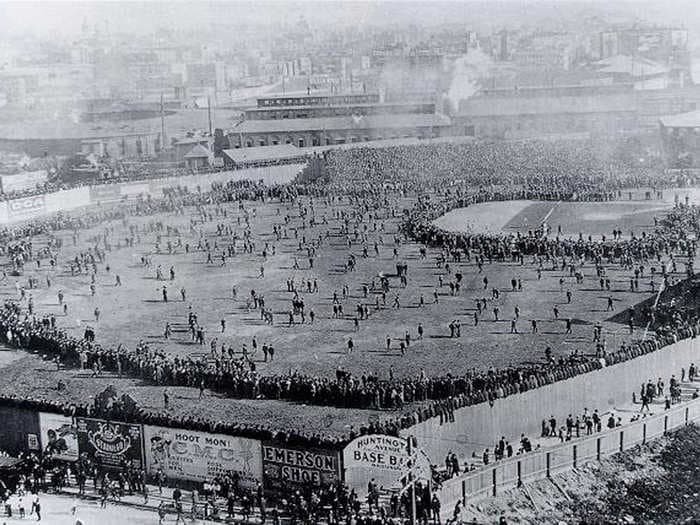 Awesome pictures of sports stadiums that no longer exist