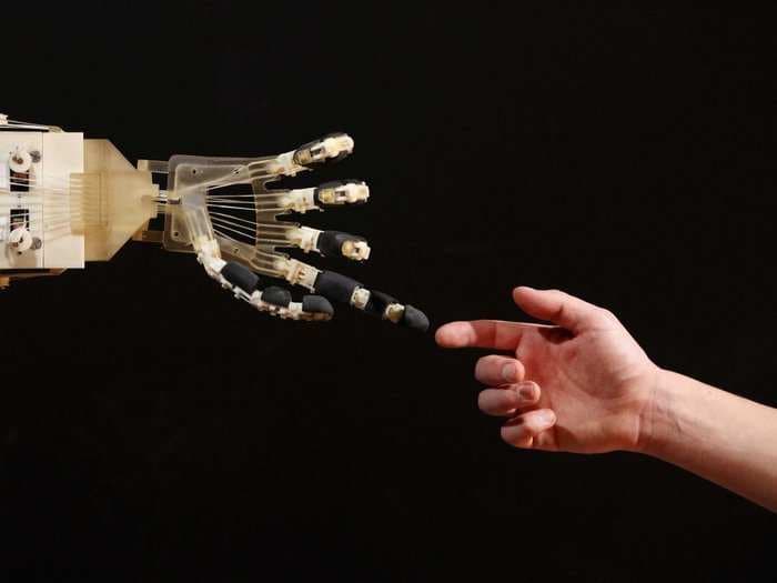 This artificial skin could let robots 'feel' heat and pressure