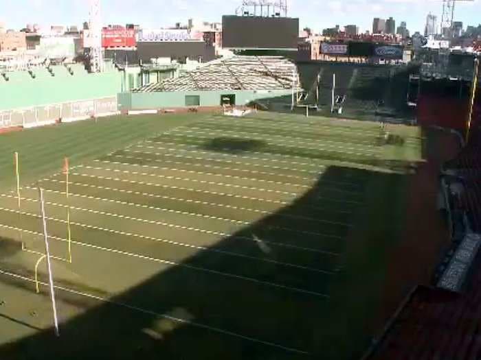 Cool time-lapse shows Fenway park being transformed into a football field for Notre Dame game