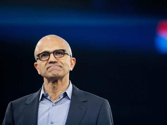 Analysts are giving up on Microsoft's smartphone business