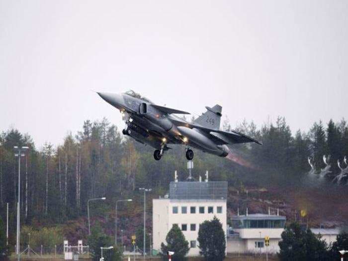 Saab to manufacture its Gripen fighter aircraft in India