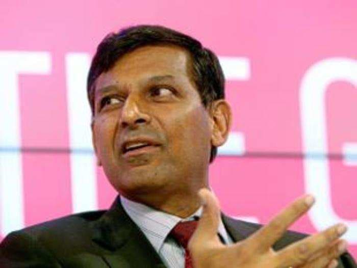 Defaulters must not flaunt money: Raghuram Rajan's veiled snide at Vijay Mallya for celebrating 60th birthday in style in Goa