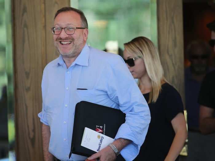 Seth Klarman's super-secretive and successful hedge fund had its third-losing year ever-here's what happened