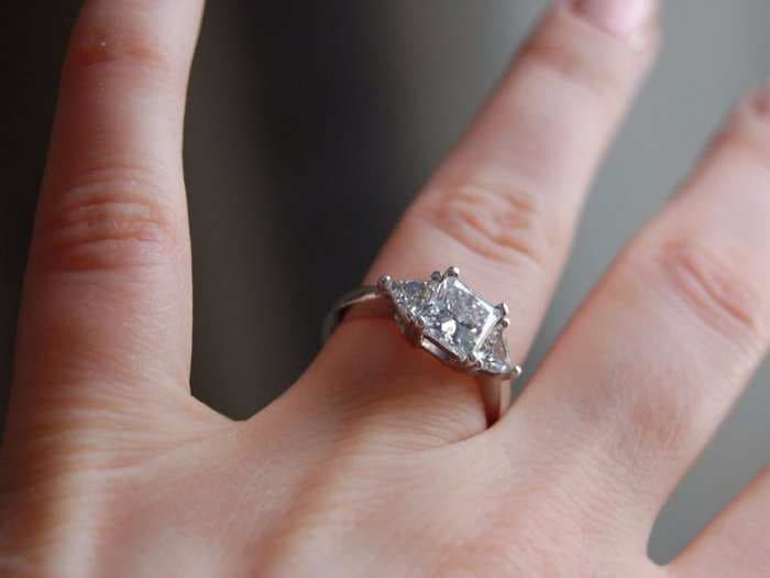 Here's everything you should know before buying a diamond ring