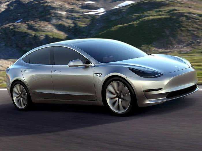 Here's everything Tesla's new Model 3 can do