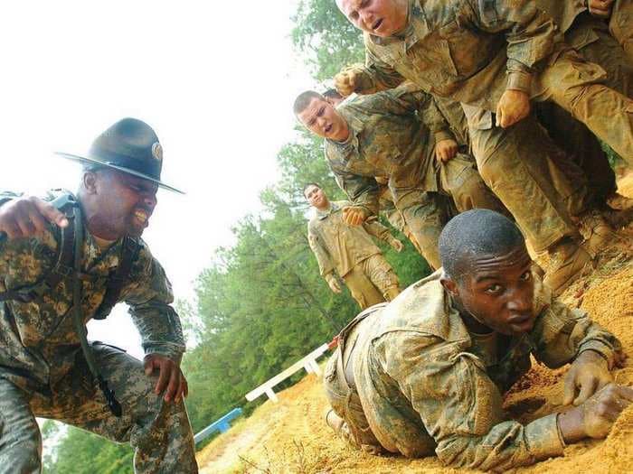 Military personnel share amazing one-liners from drill instructors