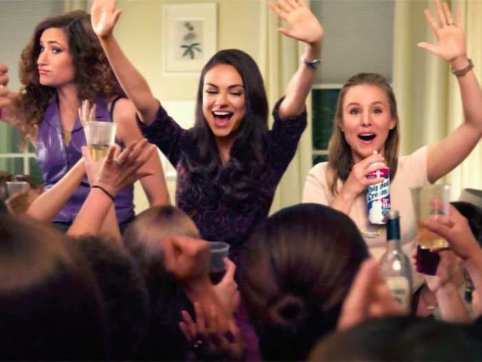 Mila Kunis and Kristen Bell break all the parenting rules in the 'Bad Moms' trailer