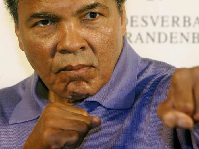 Report: Muhammad Ali is on life support, and his family has been warned 'the end is near'