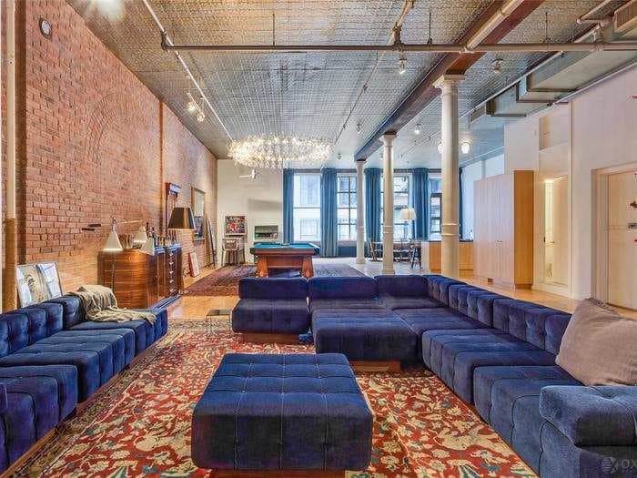 Maroon 5 frontman Adam Levine and Victoria's Secret model Behati Prinsloo have sold their massive New York loft after just 2 months on the market