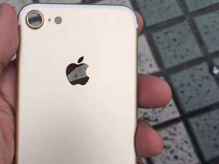 The latest leaked photo of the iPhone 7 is the best yet