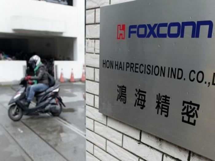 Foxconn to start rolling out mobile phones from its Navi Mumbai plant next month