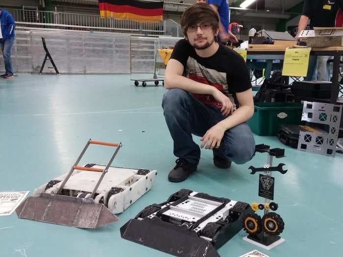 How this high school dropout built a 'Robot Wars' fighting machine in his bedroom