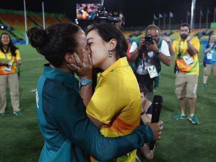 15 of the most heartwarming pictures from the Rio Olympics