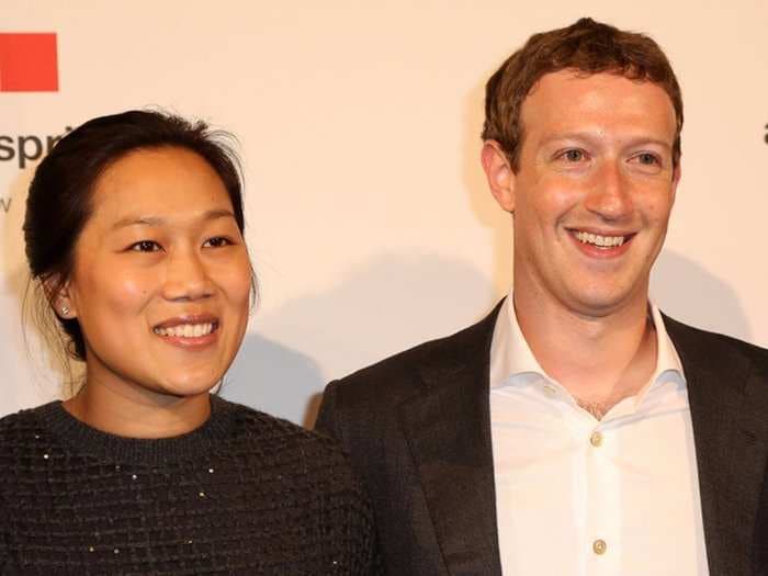 Mark Zuckerberg just unloaded $95 million worth of stock for his charity foundation