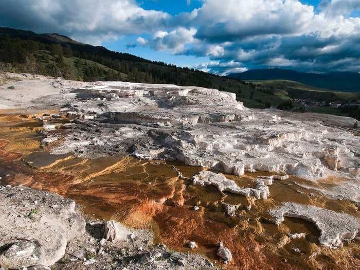 Photos of Yellowstone National Park taken in 1871 and today look incredibly similar