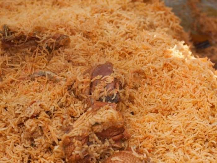 Biryani lovers, did you know there are really 10 types of
major Biriyanis in India?