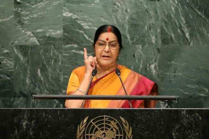 Sushma Swaraj humiliates Pakistan at UNGA, says it can stop dreaming about Kashmir