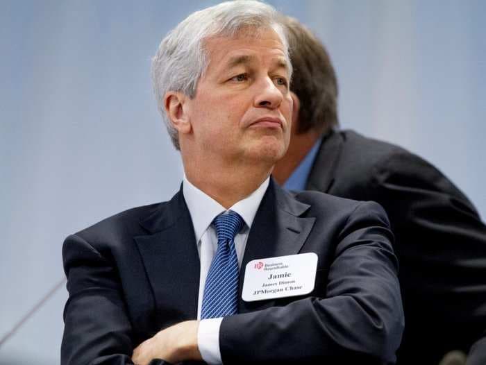 JP MORGAN CEO: Brexit makes euro collapse '5 times more likely'