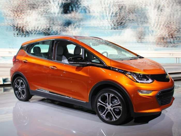 How Chevy got potentially Tesla-beating range with its new Bolt electric car