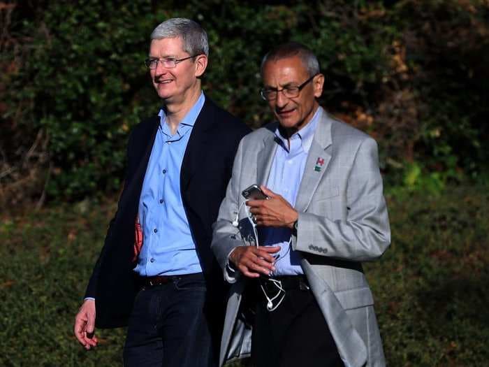 Hillary Clinton's campaign considered Apple CEO Tim Cook for vice president