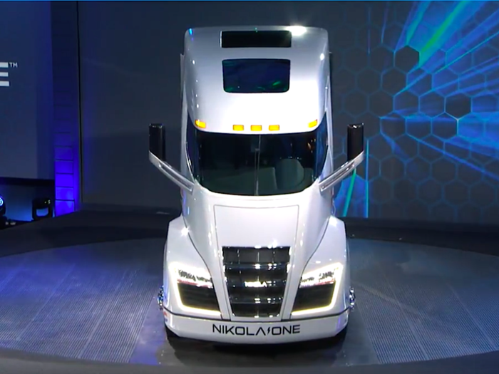 A startup has unveiled its hydrogen-electric truck that will the road in 2020 - here's a closer look