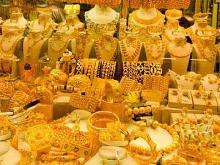 People rushed to buy gold just after demonetisation announcement, gold worth Rs 5,000 crore sold on Nov 8-9