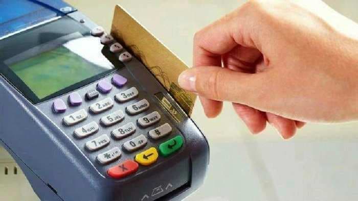 Govt’s waiver on service tax on credit/debit card transactions may incur losses upto whopping Rs 1,000 crore