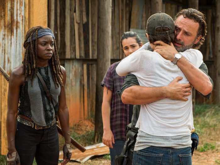 'The Walking Dead' just hit its lowest ratings for a midseason finale in years