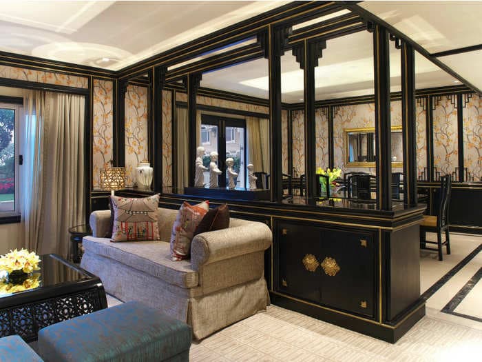 Here's how the ultra luxury suites at Taj Palace Hotel look like