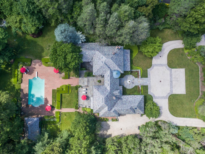 The Long Island mansion where the real 'Wolf of Wall Street' once lived and partied can be yours for $3.4 million