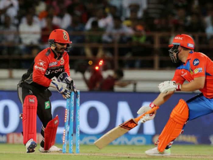 IPL 2017: Here are the top 5 plays from Bangalore vs Gujarat