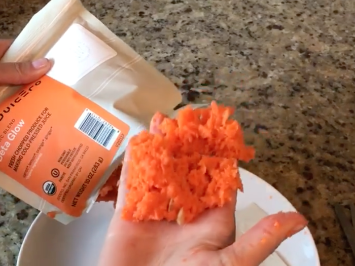 Juicero just posted a video showing what's inside the packets for its $400 machine