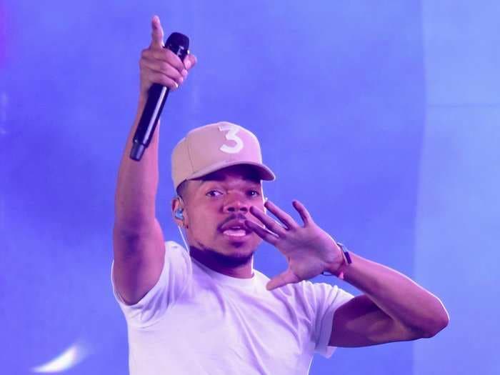 Chance the Rapper gave a huge nod to Kanye West by covering 3 of his songs in a row at his New York show