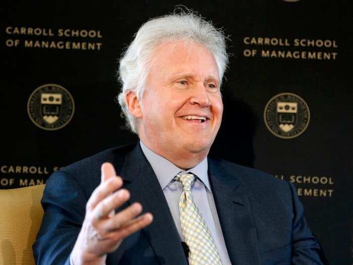 As CEO of GE, Jeff Immelt invited employees to his house for dinner - and debriefed for 4 hours the next day