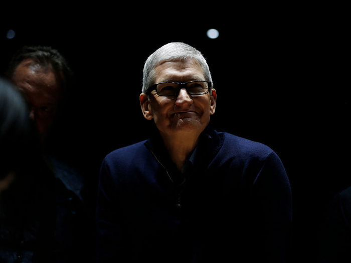 A look inside the daily routine of Apple CEO Tim Cook, who oversaw the release of the $999 iPhone X